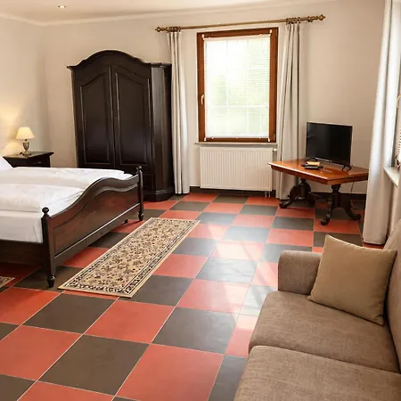Hotel Roma *
